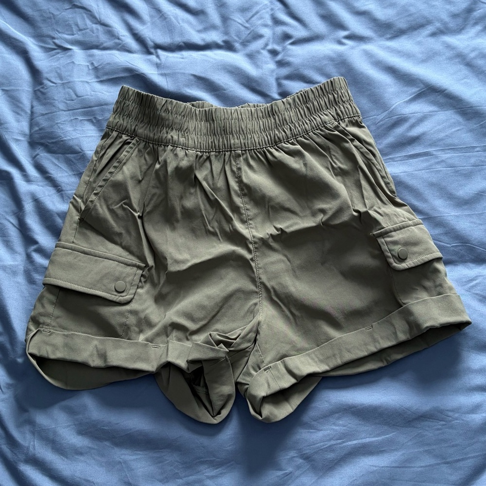 Cargo hiking shorts